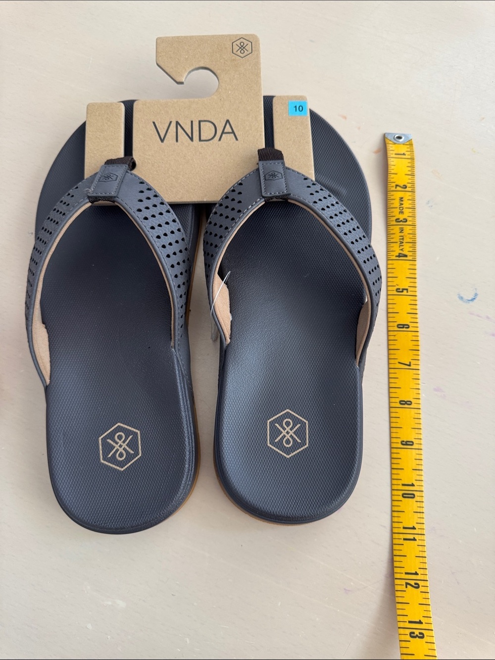 NEW Menβs Charcoal Perforated Thong Sandals